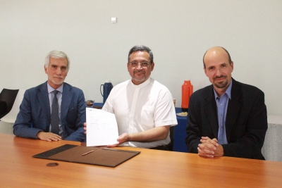 Escuela Salesians Sarrià de Barcelona firmó convenio de colaboración junto a Don Bosco Calama